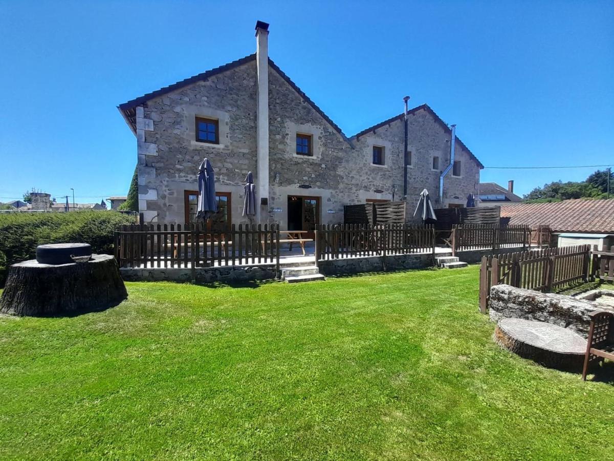 Character 2 Bed Cottage Within Walking Distance Of Bar/Restaurants Piégut-Pluviers Extérieur photo